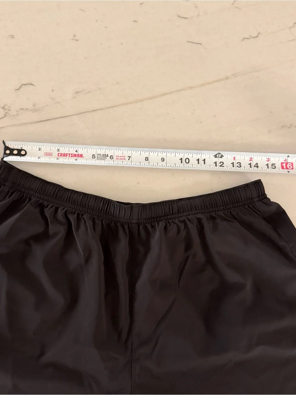 Patagonia Womens Trailfarer Shorts 4.5" Sz L Black 57535 NWT - Picture 5 of 7